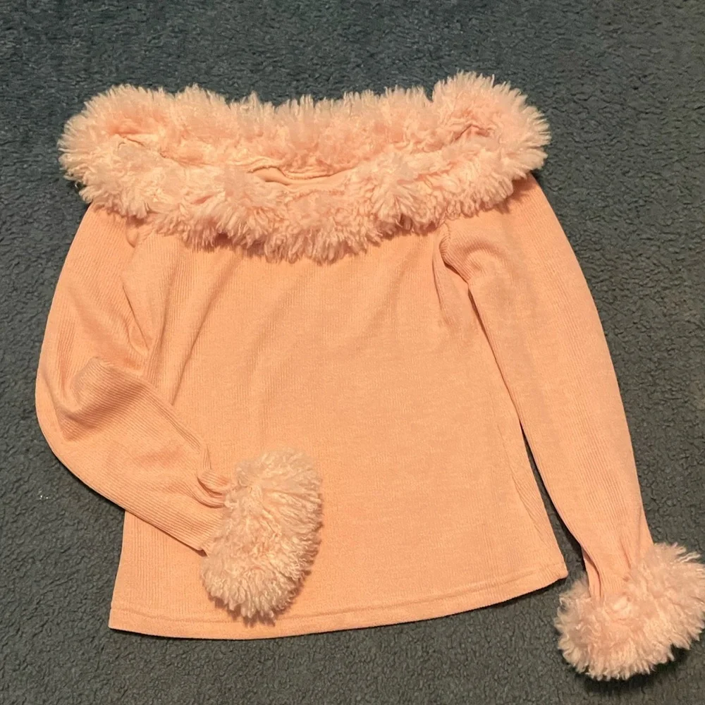 Pink off the shoulder top - Picture 5 of 5